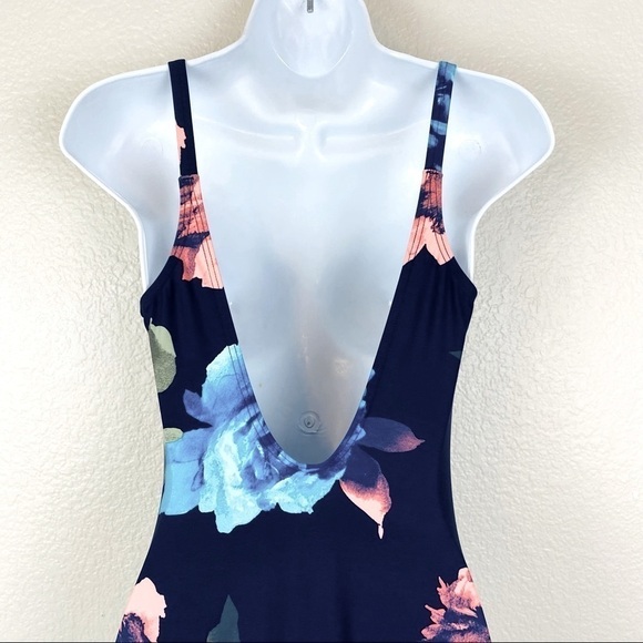 Vince Camuto Blue Floral One Piece Sizes 10 - Picture 5 of 9